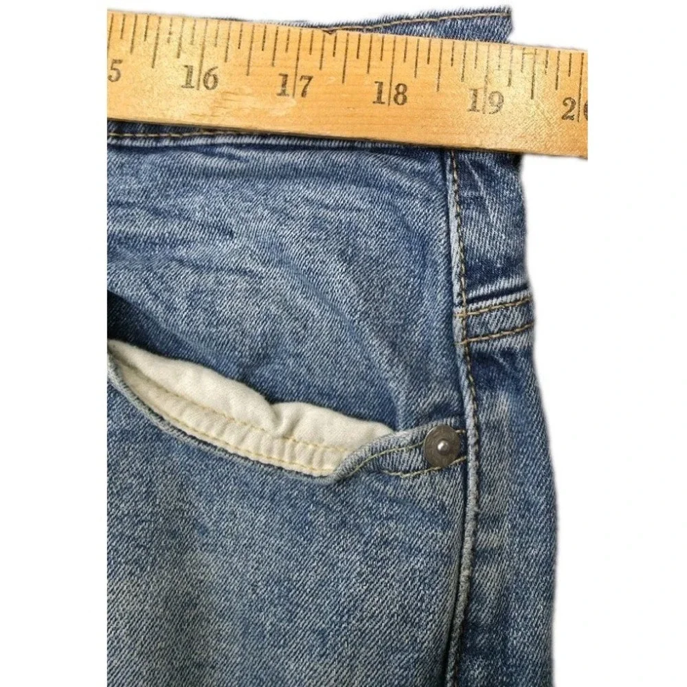 Levi's 550 Relaxed Fit Jeans Men W38 L30 Light Wash Blue Denim 5-Pocket Tapered